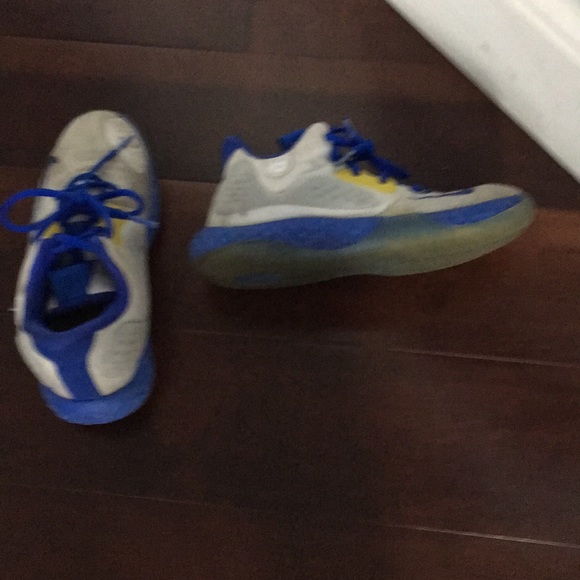 Kevin durant shoes - Picture 3 of 4